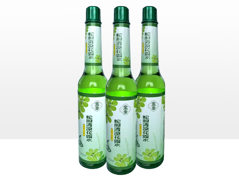 195ml寶中寶蛇膽清涼花露水